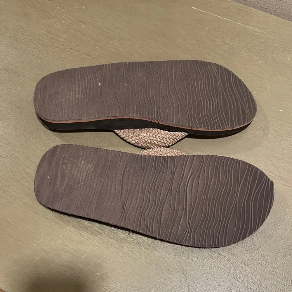 RedHead Men's Tan Braided Sandals (see measurements)